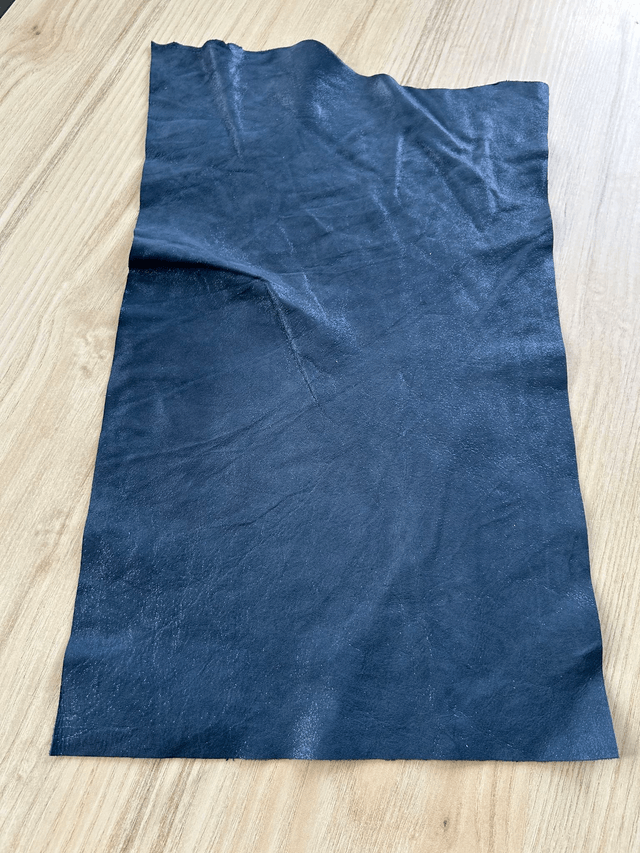 Chute de cuir bleu jeans pailletté