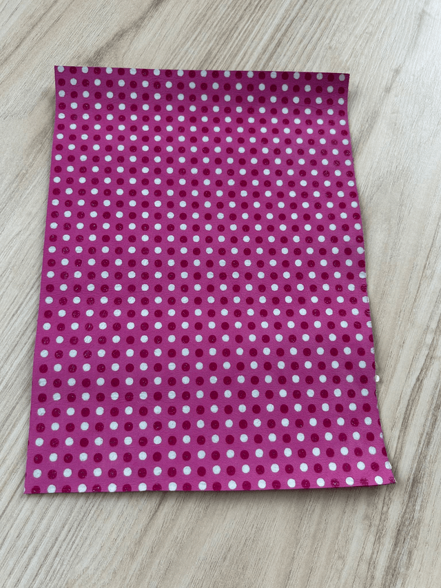 Chute de cuir rose pois pailleté