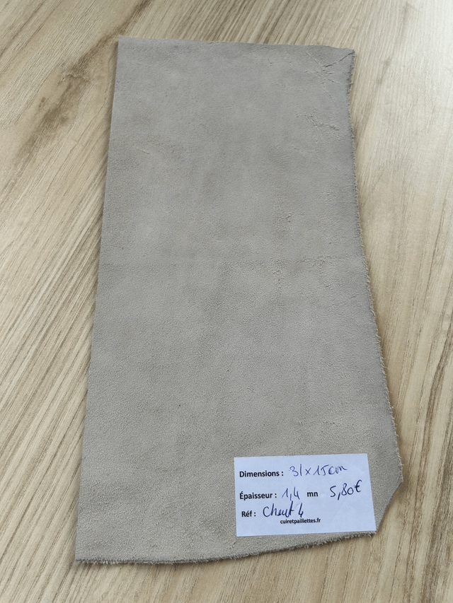 Chute de cuir rose motifs floraux (chut4)