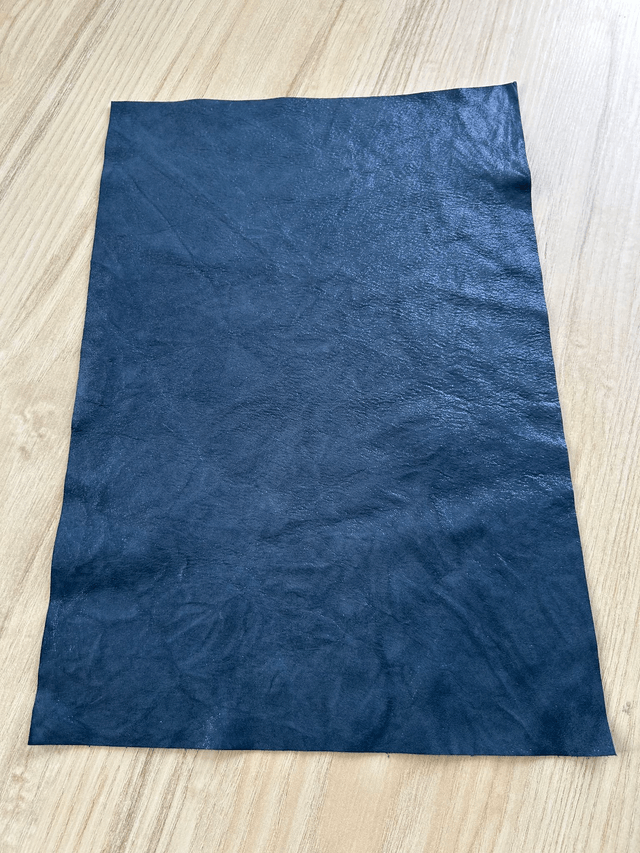 Chute de cuir bleu jeans pailletté