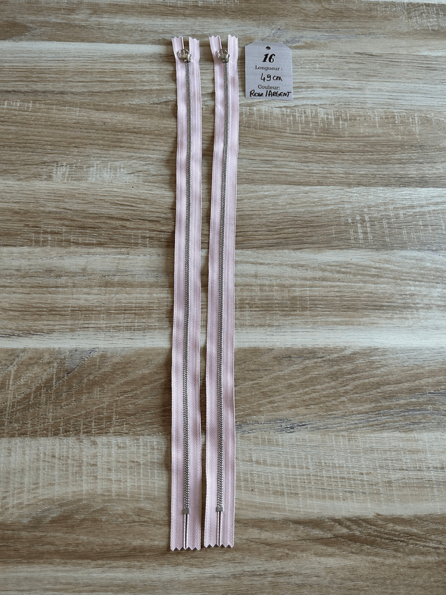 Fermetures éclair métallique rose pale 49cm