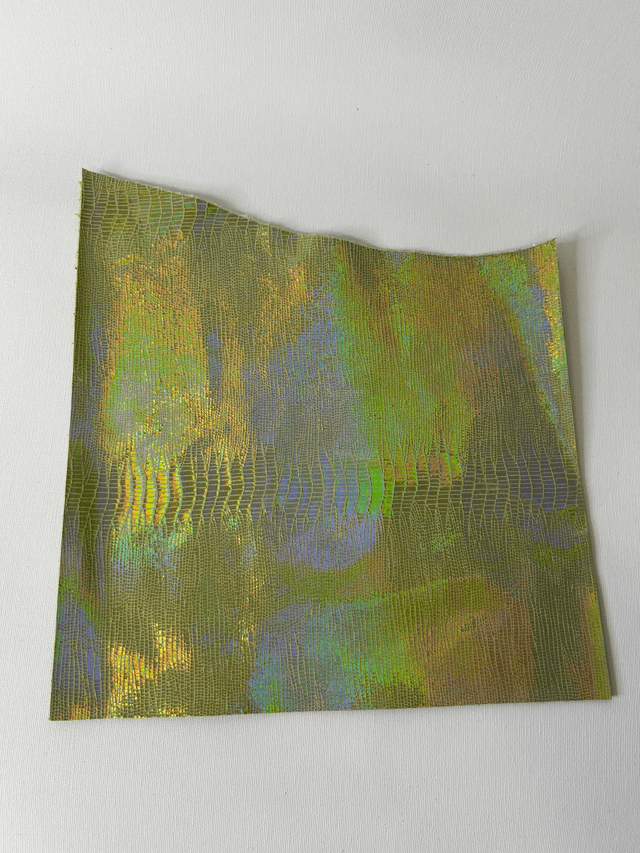 Chute de cuir vert irisé holographique