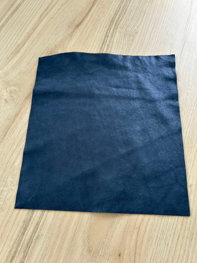 Chute de cuir bleu jeans pailletté