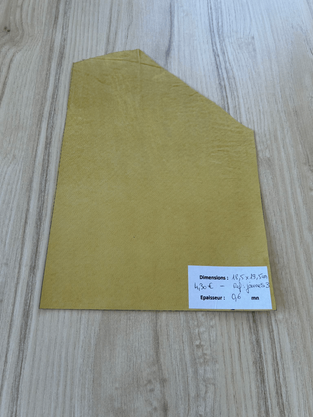 Chute de cuir Jaune doré imitation serpent (S5)
