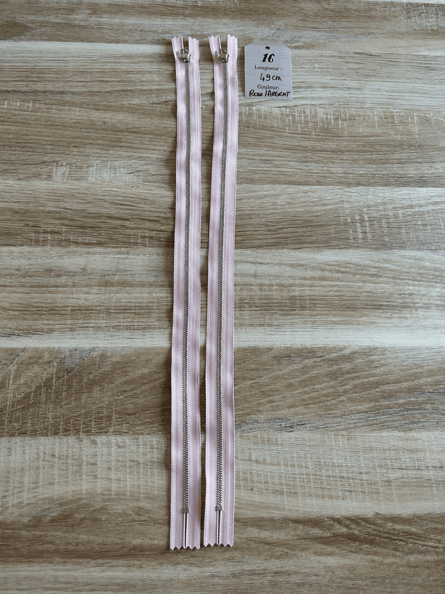 Fermetures éclair métallique rose pale 49cm