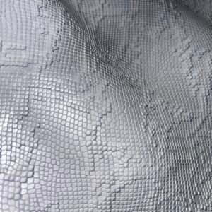 Chute de cuir imitation serpent argenté – Cuir fantaisie pour bijoux et DIY